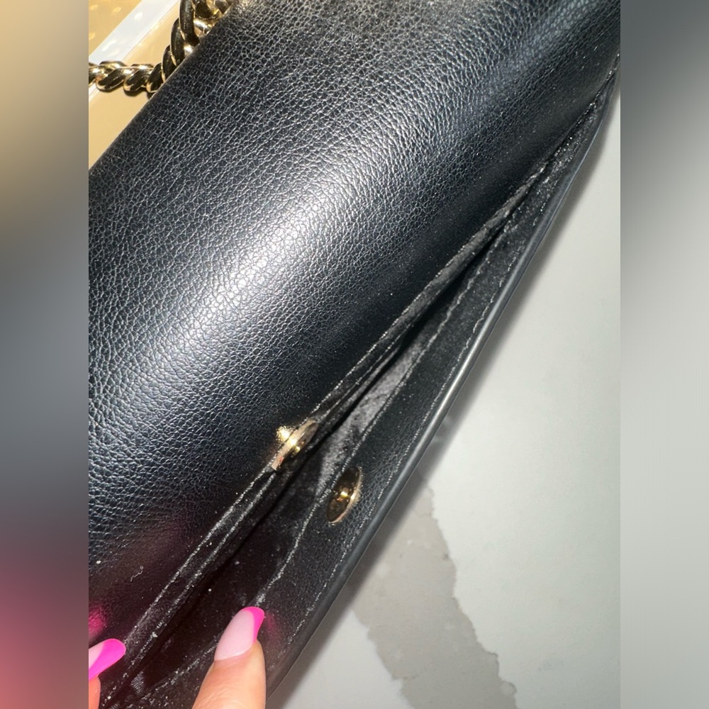 MICHAEL KORS Large Mott Leather Shoulder Bag - Picture 12 of 16